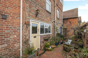 Photo 7- click for photo gallery